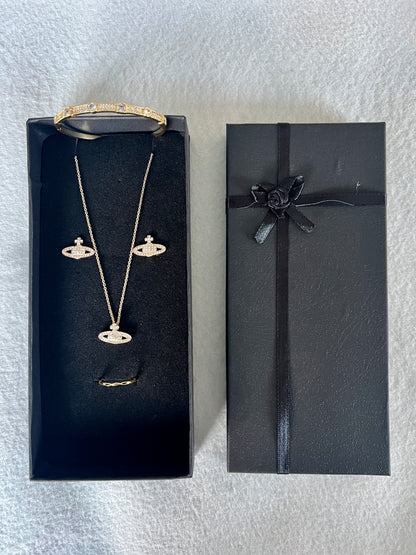 4 Piece Jewellery set Gold BR OVL